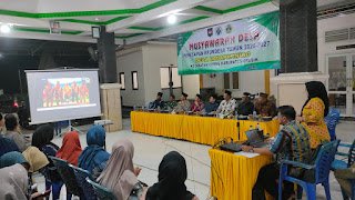 Musyawarah Desa Dadap Kuning Tetapkan RPJMDes 2020–2027, Forkopimcam Cerme hingga Tokoh Masyarakat Turut Hadir.
